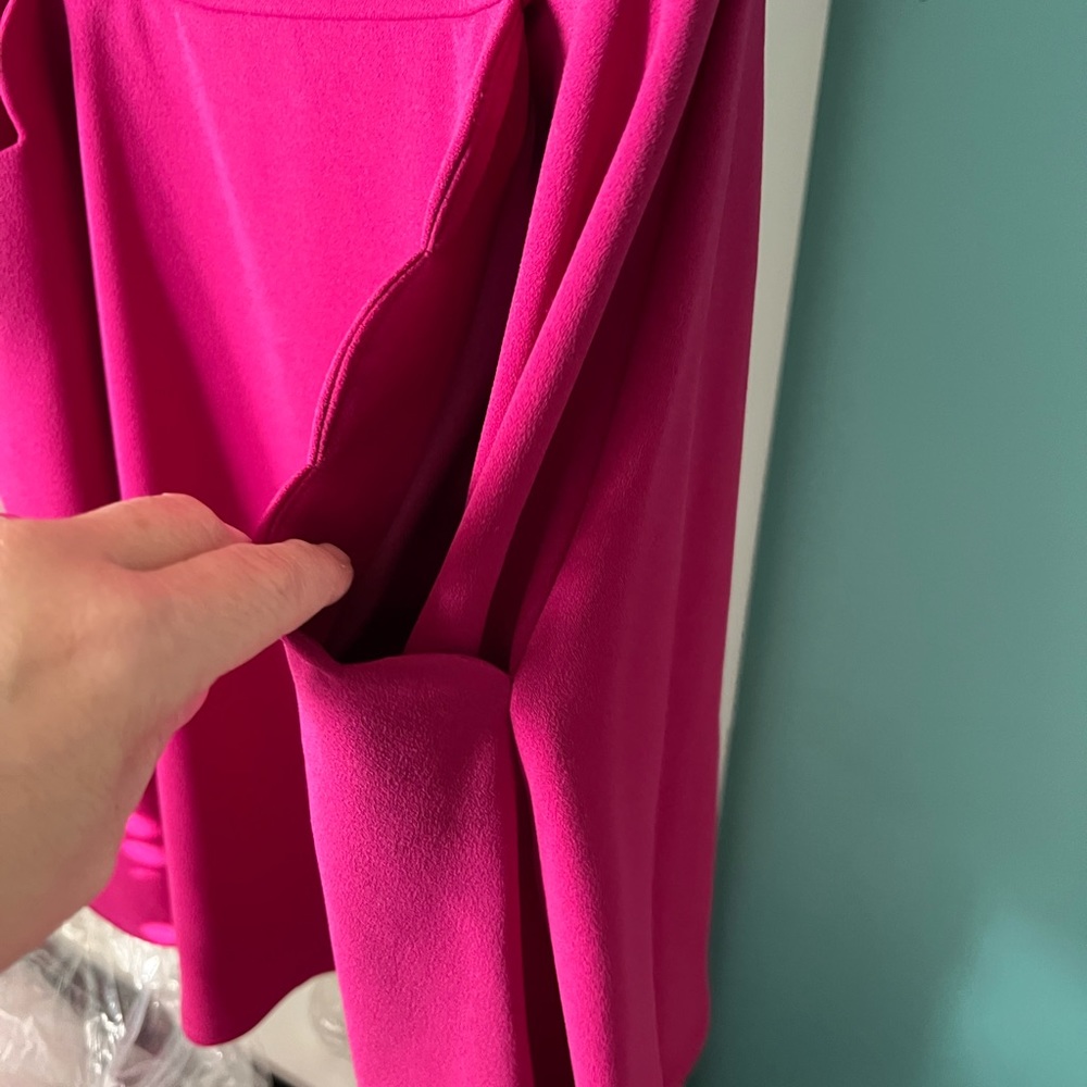 Dress - Picture 3 of 4